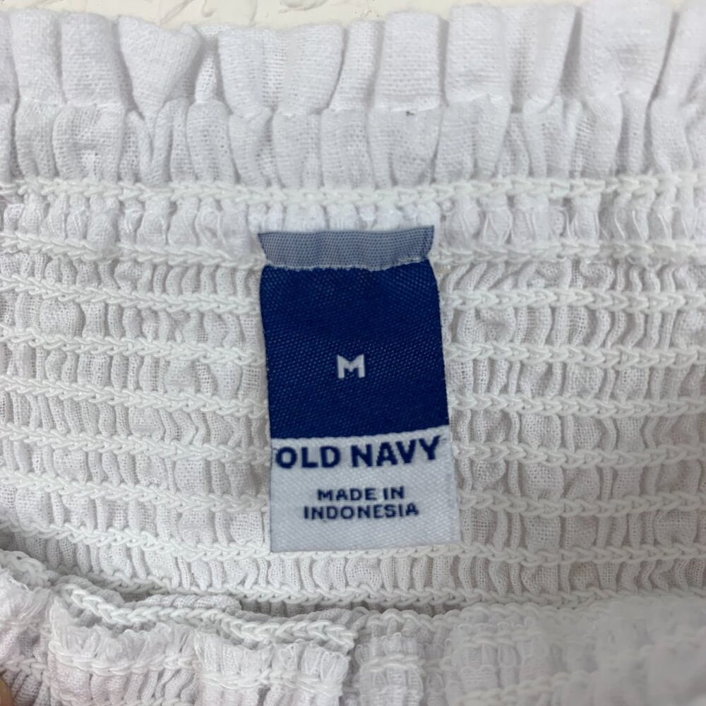 Old Navy Dress Womens Medium White Flutter Sleeve Fit Flare Smocked Mini Short - Picture 4 of 7